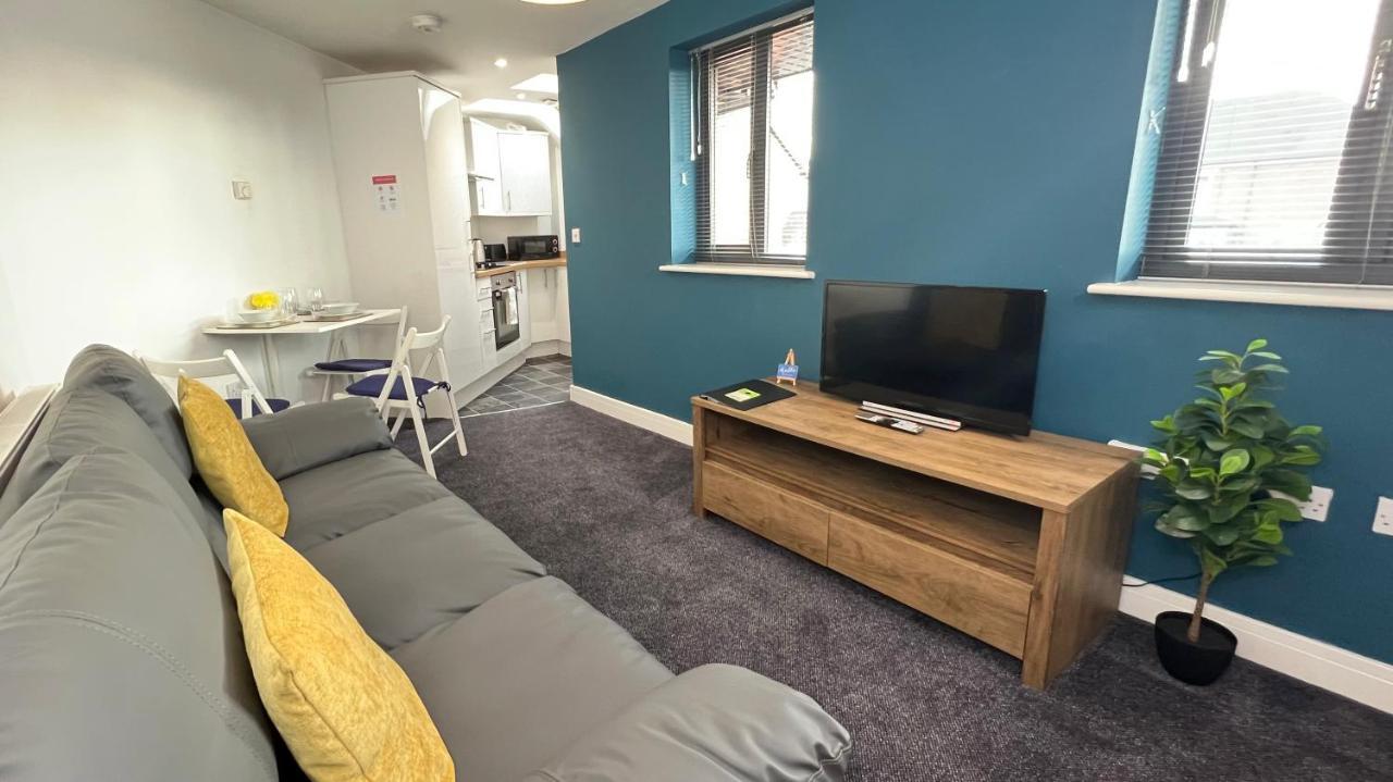 Cross Court, Stafford By Bell Apartments Экстерьер фото