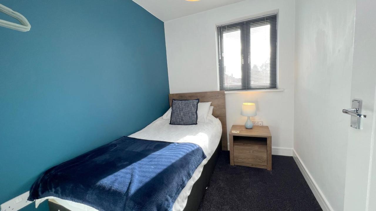 Cross Court, Stafford By Bell Apartments Экстерьер фото