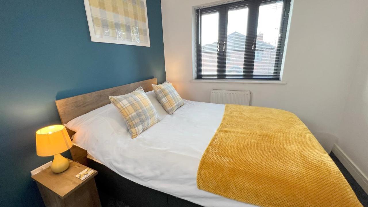 Cross Court, Stafford By Bell Apartments Экстерьер фото