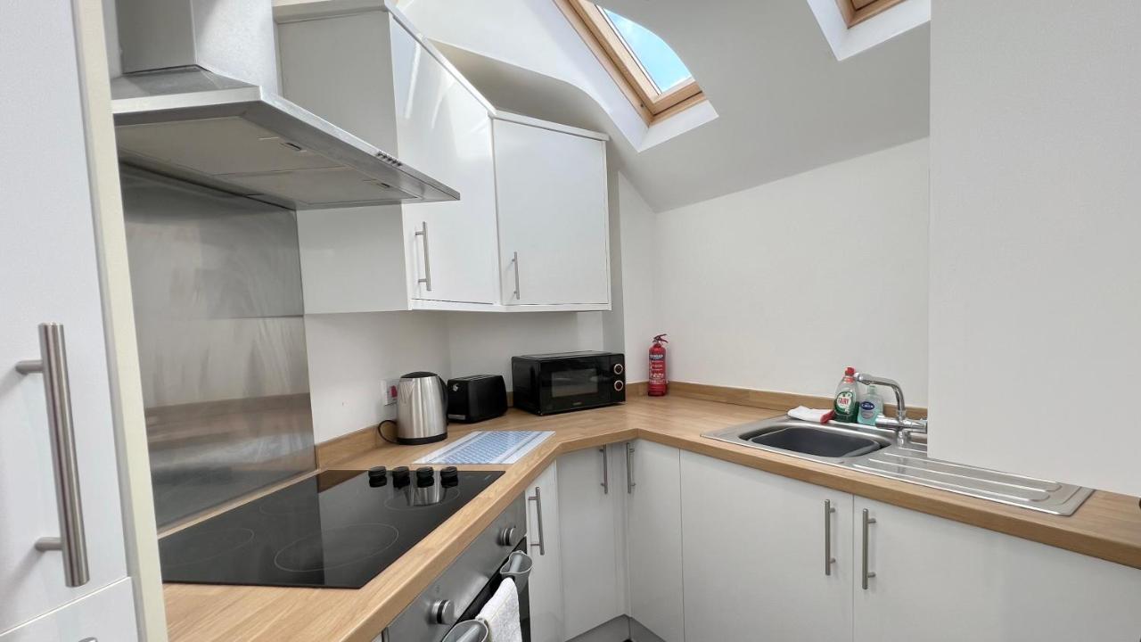 Cross Court, Stafford By Bell Apartments Экстерьер фото