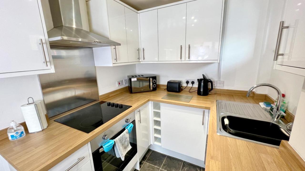 Cross Court, Stafford By Bell Apartments Экстерьер фото