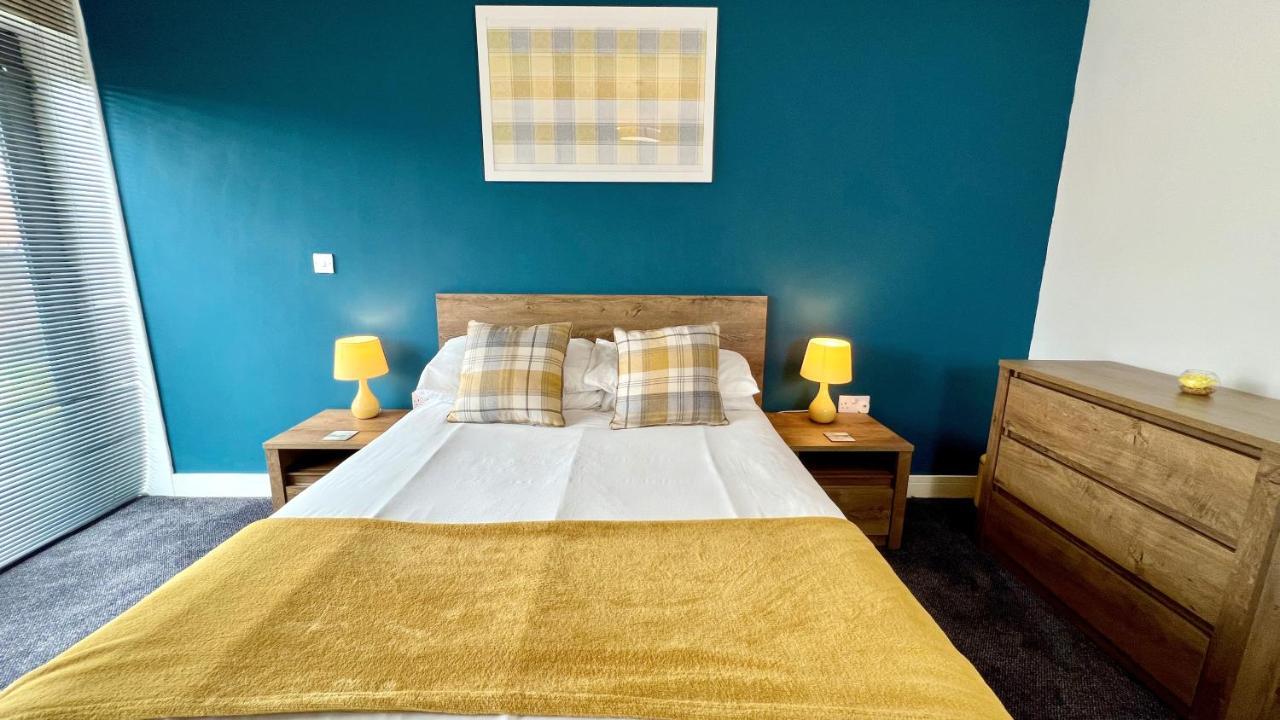 Cross Court, Stafford By Bell Apartments Экстерьер фото