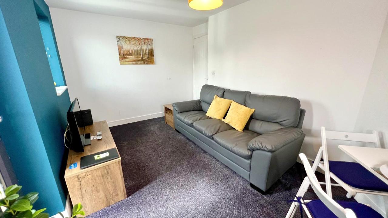Cross Court, Stafford By Bell Apartments Экстерьер фото