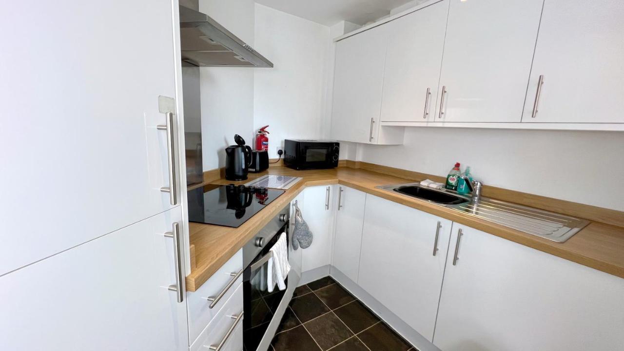 Cross Court, Stafford By Bell Apartments Экстерьер фото