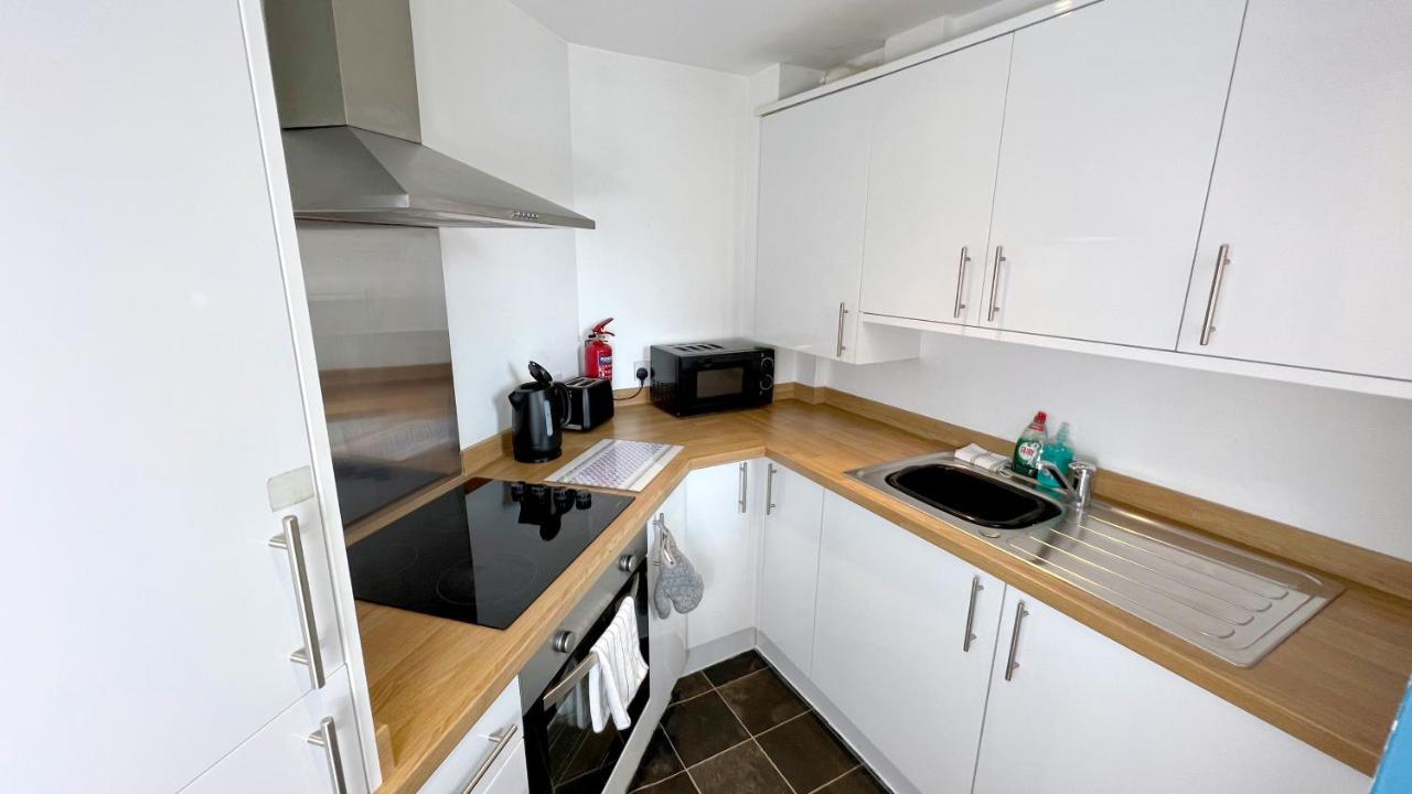 Cross Court, Stafford By Bell Apartments Экстерьер фото
