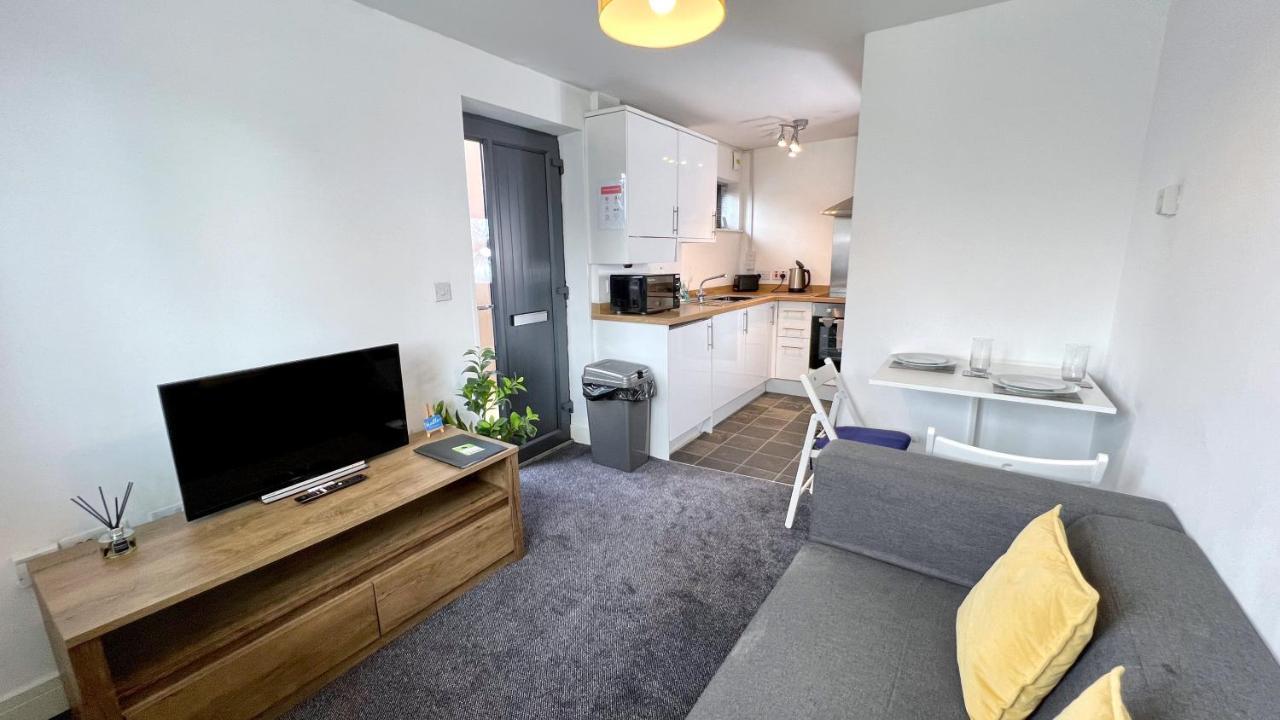 Cross Court, Stafford By Bell Apartments Экстерьер фото