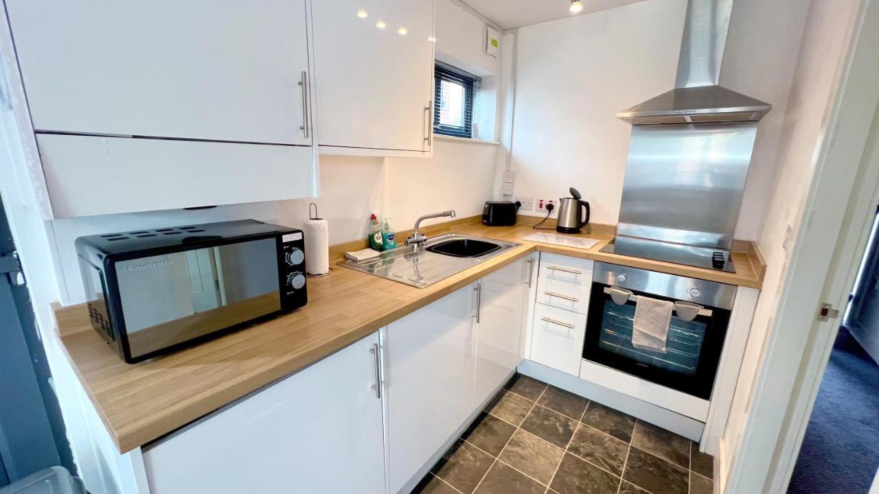 Cross Court, Stafford By Bell Apartments Экстерьер фото